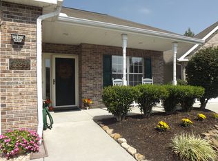1629 Emerald Pointe Ln, Knoxville, TN 37918