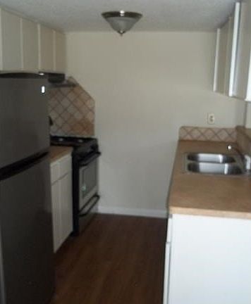 3rd image of 4709 Harmon Ave APT 408