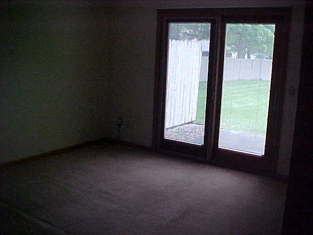 226 W Edgerton St — Photo 3
