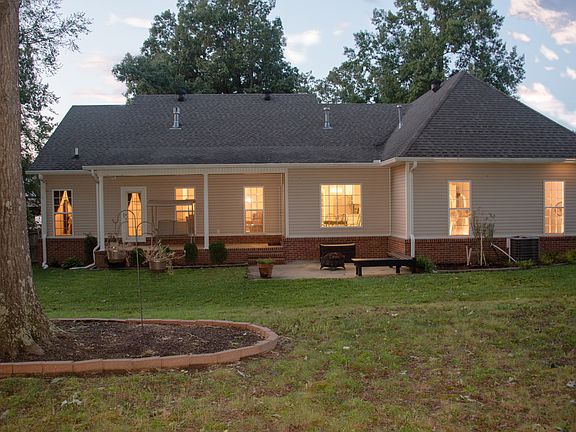 2nd image of 3600 Thornwood Trl