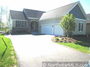 11721 Erskin Cir, Blaine, MN 55449