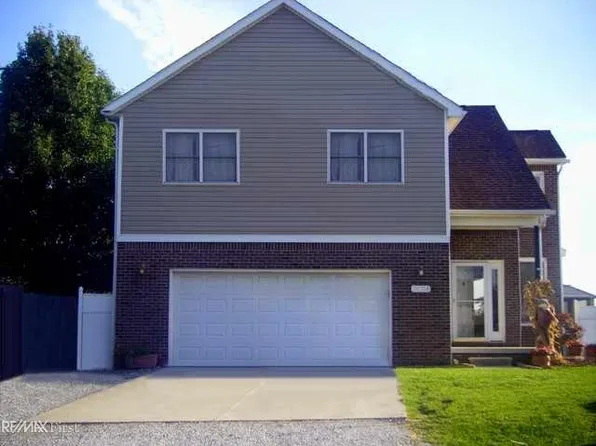 28708 Field Ave, Chesterfield, MI 48047