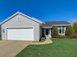305 Rempe Dr, Waukesha, WI 53186