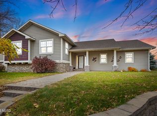 302 Main Ave, Lake Norden, SD 57248