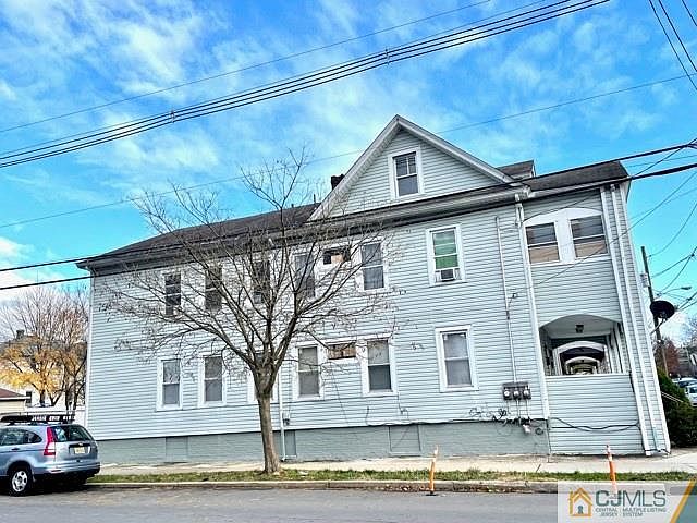 2nd image of 197 Lawrence St