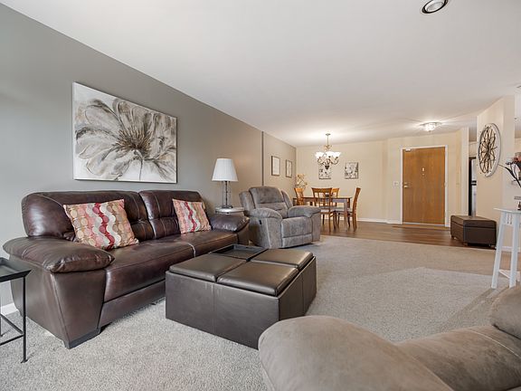 3rd image of 815 Leicester Rd APT 114A