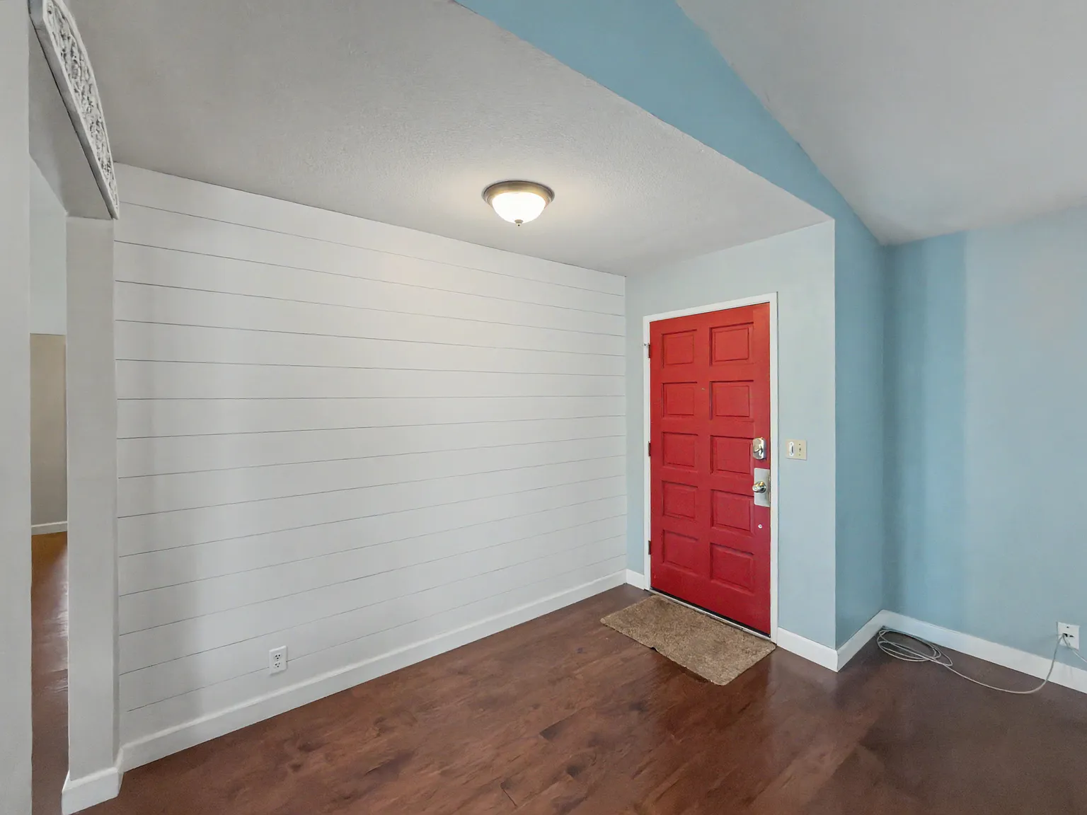 4 bed, 1851 sqft, $3,500 — Photo 2