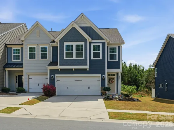 2045 Suttonview Rd, Fort Mill, SC 29708