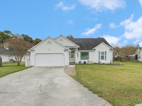103 Hazelton Ct, Goose Creek, SC 29445