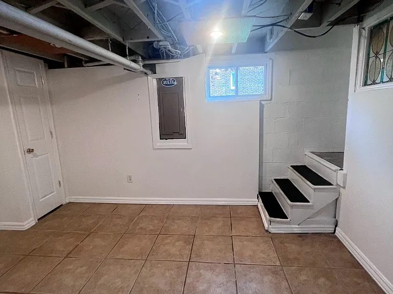 6113 Arbor St — Photo 26
