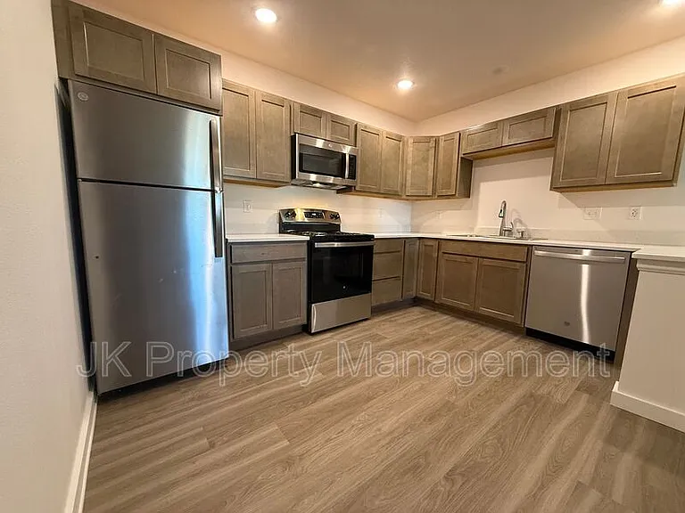 3440 11th Ave S #2 — Photo 7