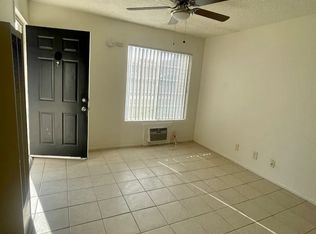 108 Center St APT 11, Taft, CA 93268