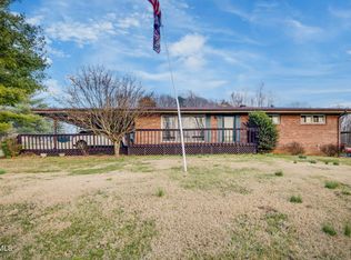 402 Hurd Rd, Church Hill, TN 37642