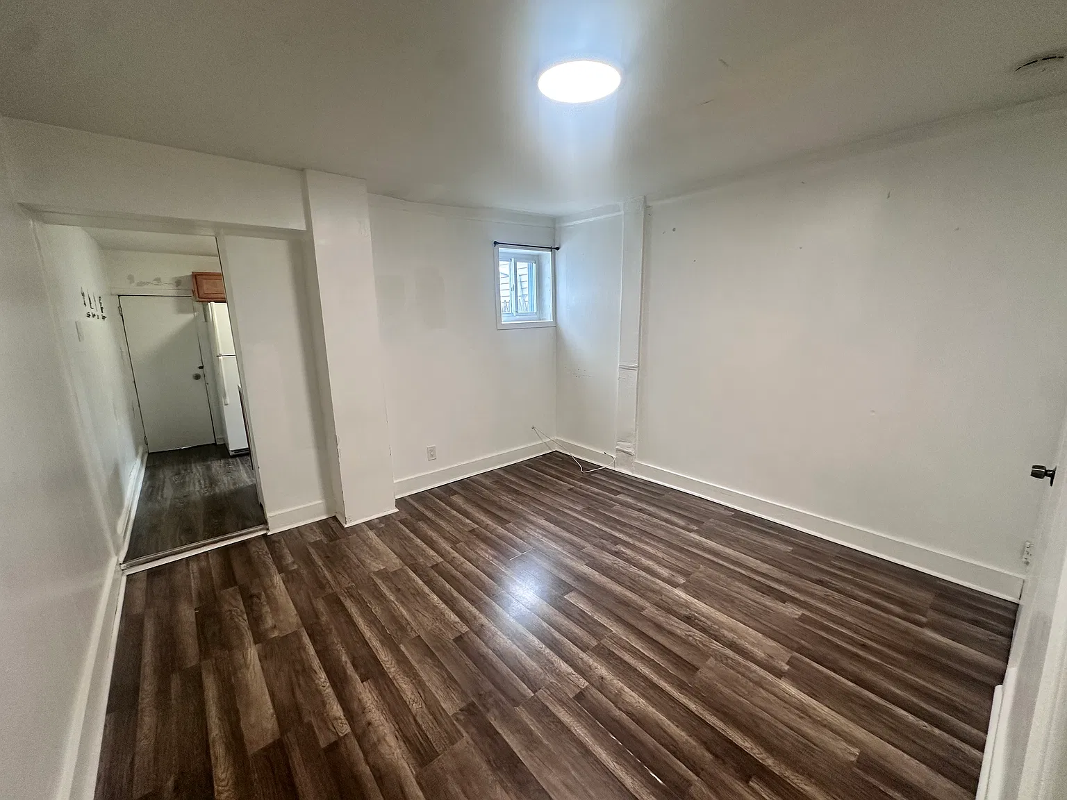 2 bed, 930 sqft, $1,200 — Photo 4
