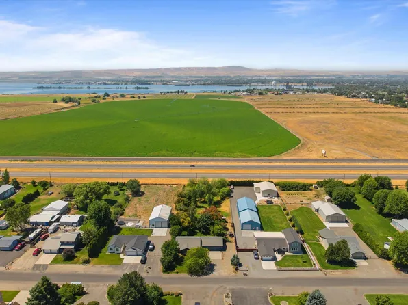 494 Edith St, Burbank, WA 99323