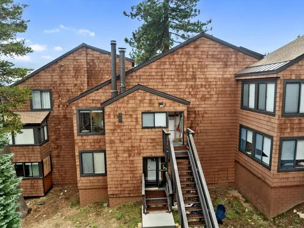 11563 Snowpeak Way Unit 646, Truckee, CA 96161