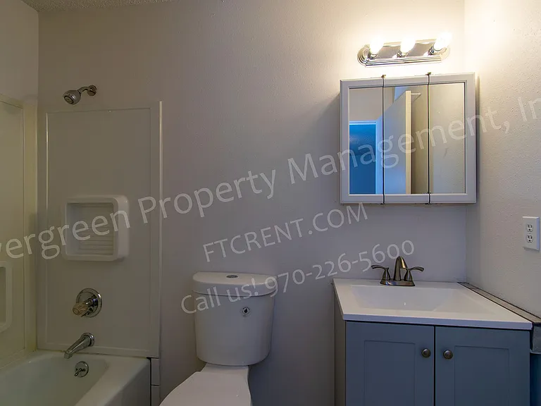 1428 S California Ave — Photo 13