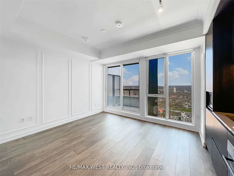225 Sumach St #2802 — Photo 9