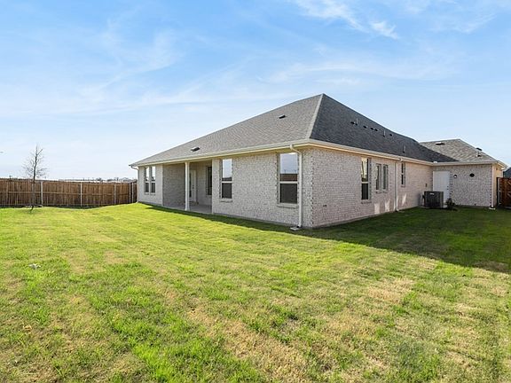 Hill Country L Elevation