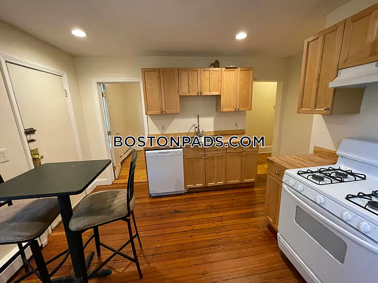 64 Pleasant St #1 — Photo 5