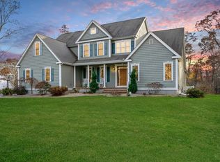 6 Newton Ln, Medway, MA 02053