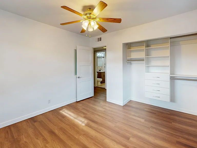 367 Cedar St — Photo 22
