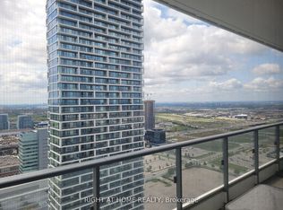 898 Portage Pkwy #3903, Vaughan, ON L4K 4Z4