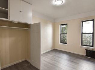343 S 4th St APT 3B, Brooklyn, NY 11211