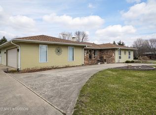 22402 S Camelot Ct, Joliet, IL 60404