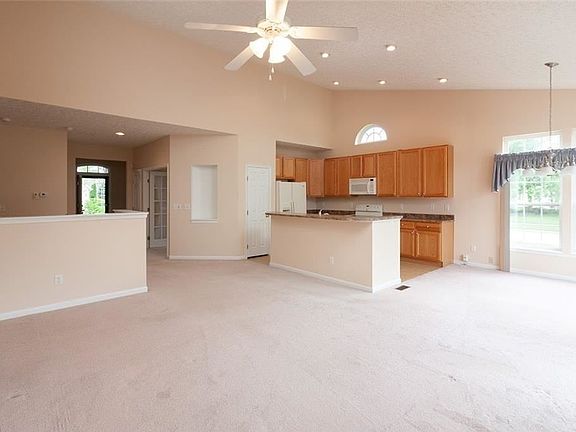 2nd image of 1002 Nature Wood Cir