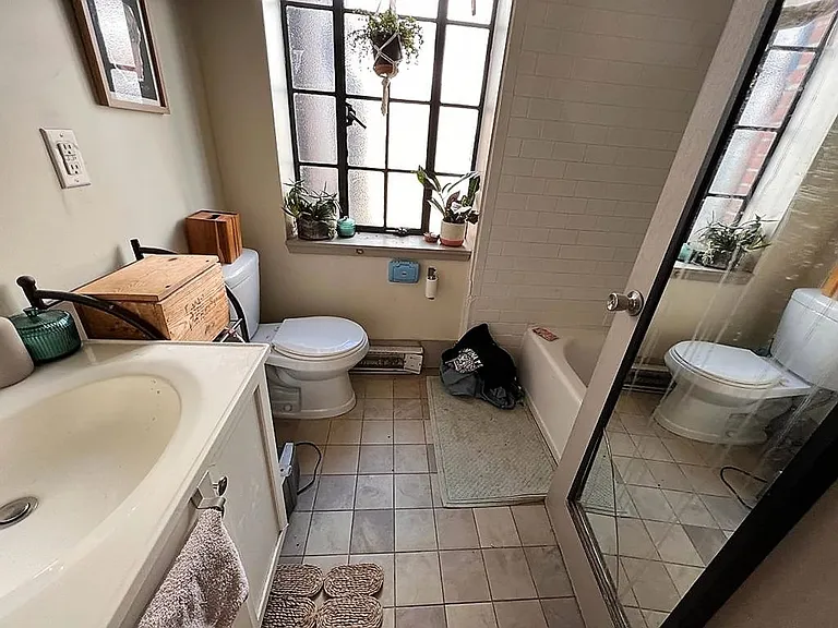 2831 W Girard Ave #4 — Photo 5