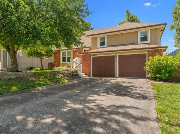12919 W 100th St, Lenexa, KS 66215
