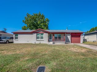 825 Glenda Dr, Bedford, TX 76022