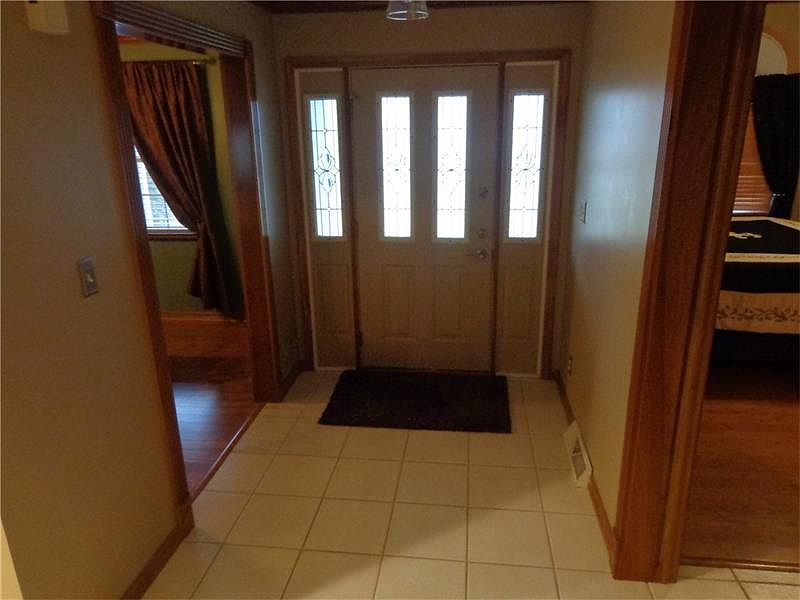 2130 Lori Ln, Hermitage, PA 16148 Zillow