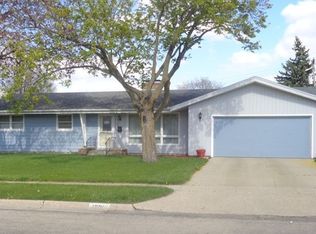 1001 N 3rd St, Rochelle, IL 61068