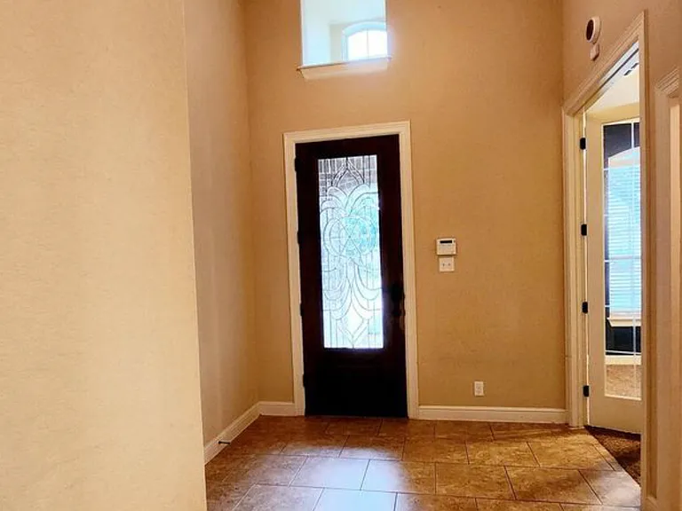 Elegant entrance