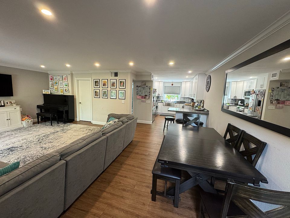 1st image of 5339 Coldwater Canyon Ave