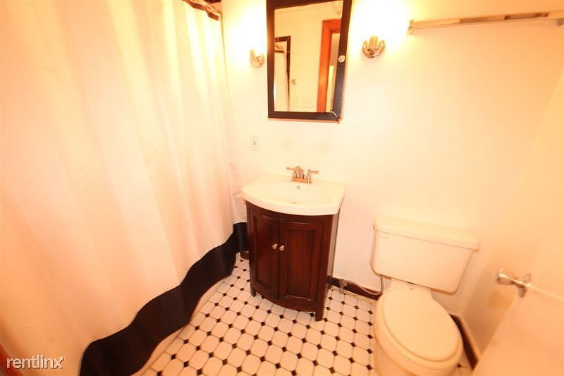 2nd image of 650 Washington St #5E
