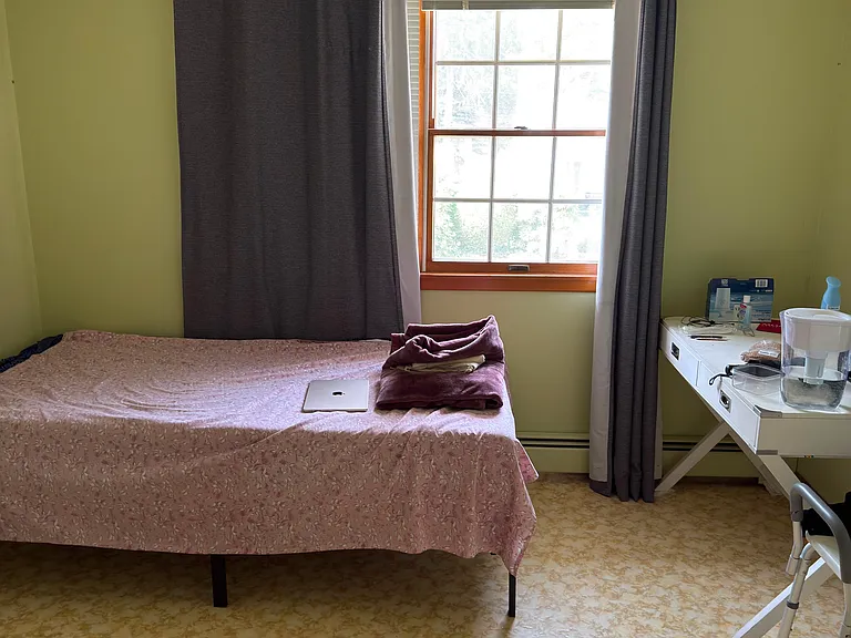 108 Luddington Ave #2 — Photo 4