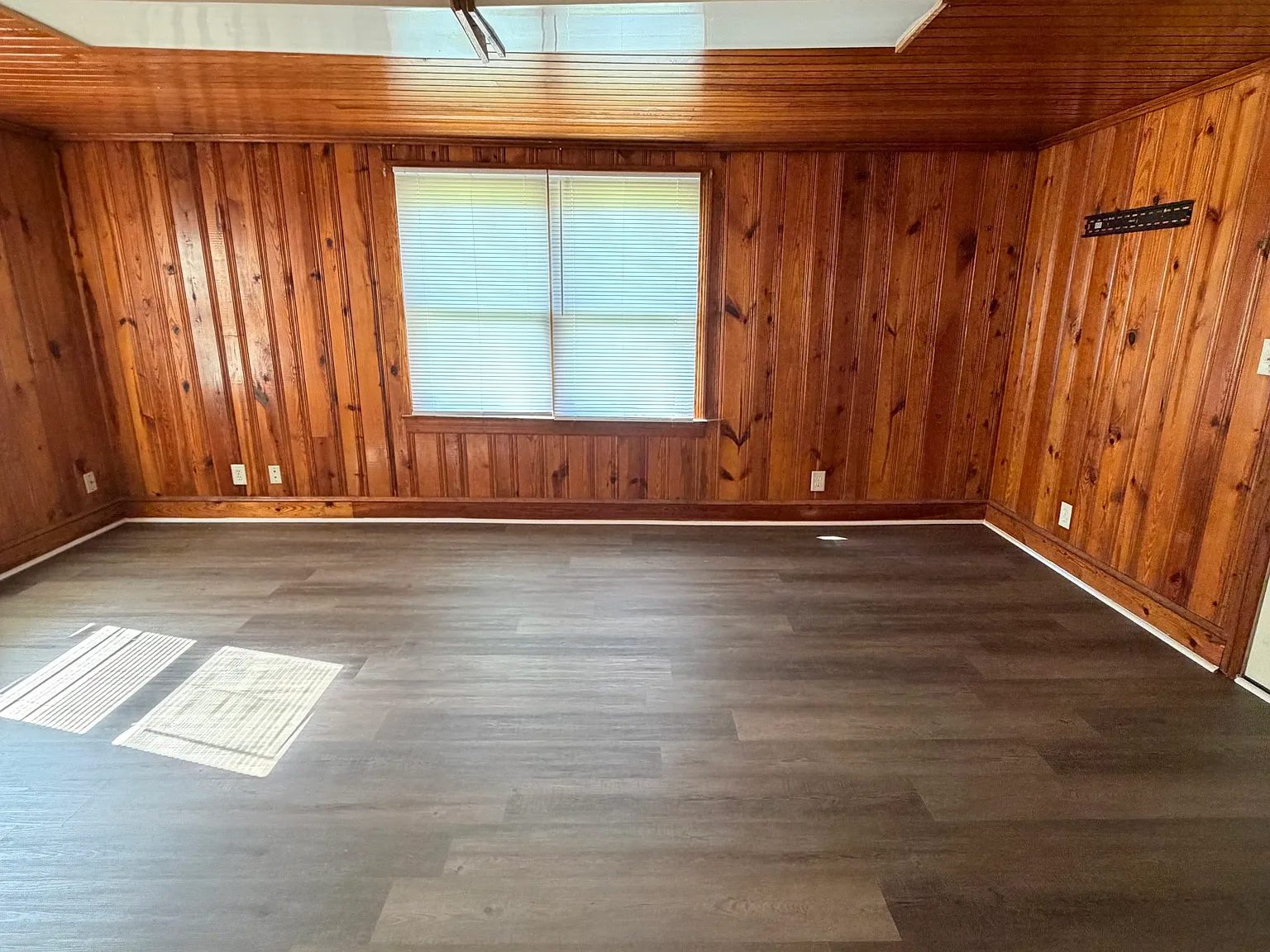 3 bed, 1377 sqft, $1,475 — Photo 3