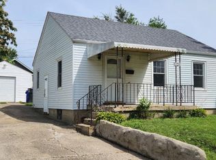 1424 E Buena Vista Ave, Decatur, IL 62521