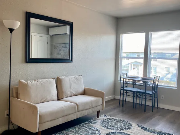 642 Robinson St #4, Corpus Christi, TX 78404