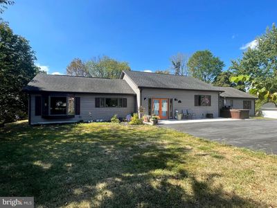 104 Golden Ln, Berkeley Springs, WV, 25411