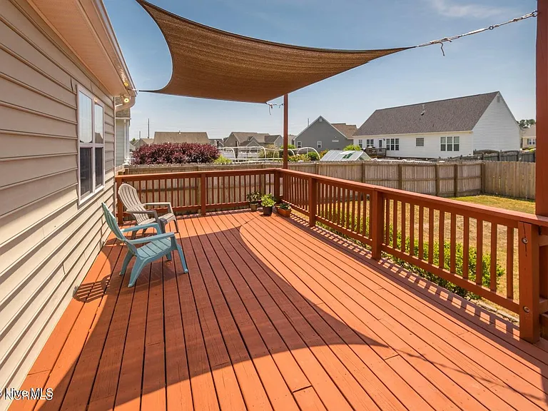 2105 Charity Ln — Photo 16