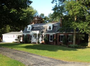 6303 N Rosewood Dr, Appleton, WI 54913