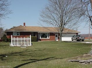 3653 Everett Hull Rd, Cortland, OH 44410