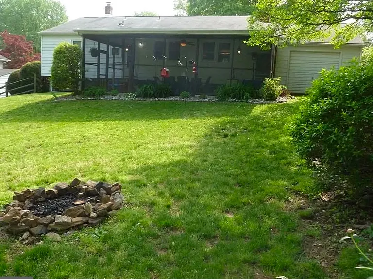3 Lynn Dr — Photo 9