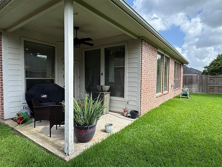3606 Quiet Meadow Ct — Photo 2