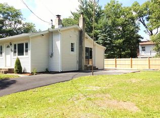 29 Audubon Rd, Hewitt, NJ 07421