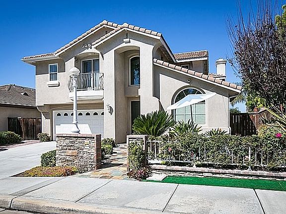 2nd image of 685 Casita Ln